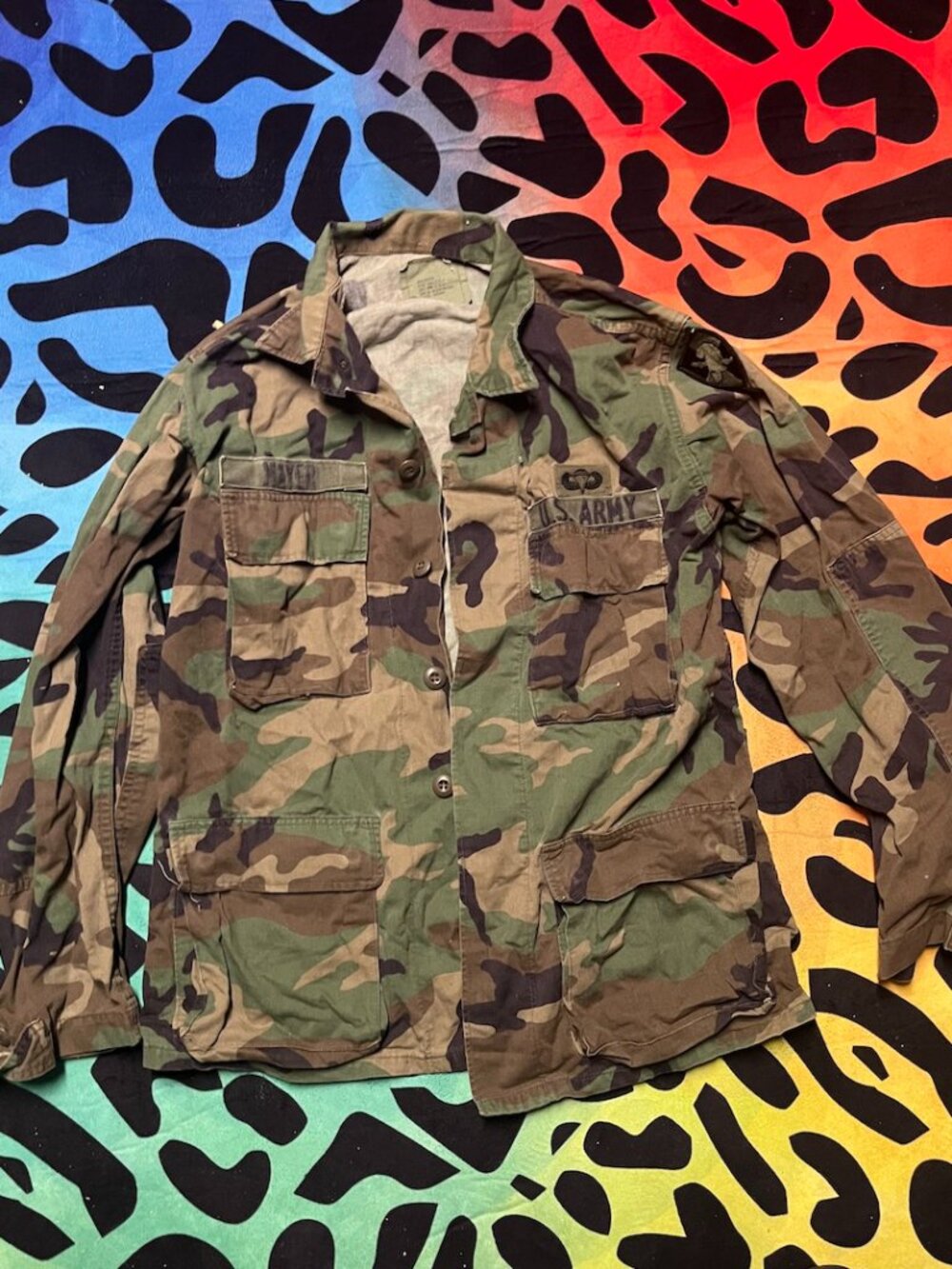 VINTAGE U.S. ARMY CAMOUFLAGE LONG SLEEVE BUTTON DOWN JACKET ‘MAYER’ SMALL